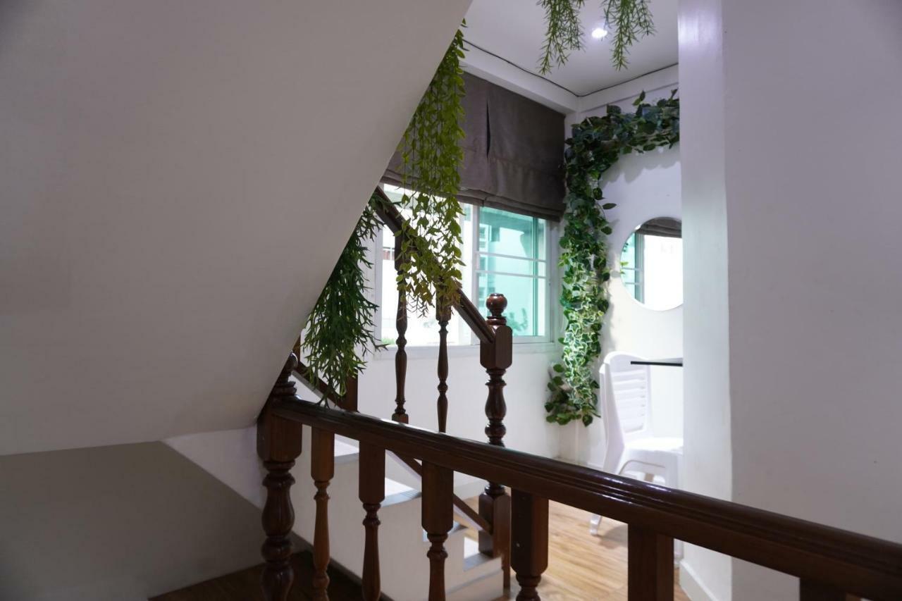 Beebedz Hostel Bangkok Luaran gambar